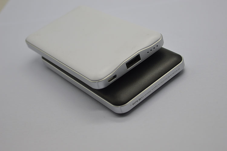 充電寶外殼注塑加工案例U550 注塑模具專業(yè) 充電寶外殼注塑加工案例U550 注塑模具專業(yè)