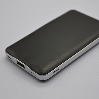 充電寶外殼注塑加工案例U550 注塑代加工 充電寶外殼注塑加工案例U550 注塑代加工